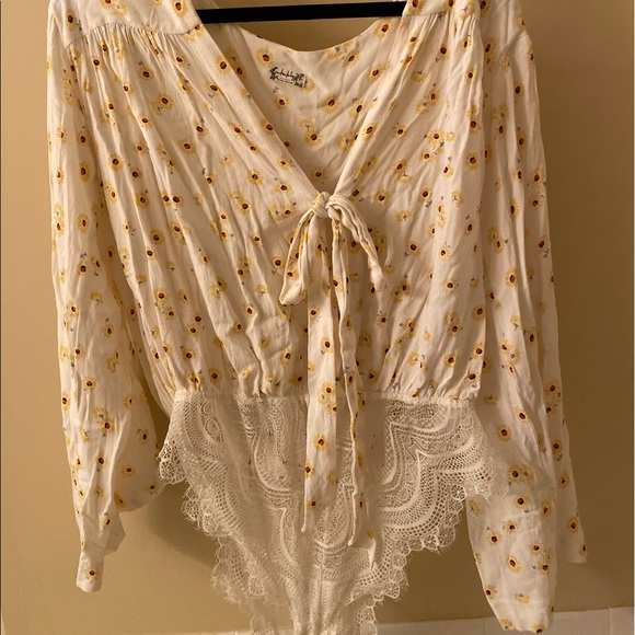 Free people - Picture 2 of 3